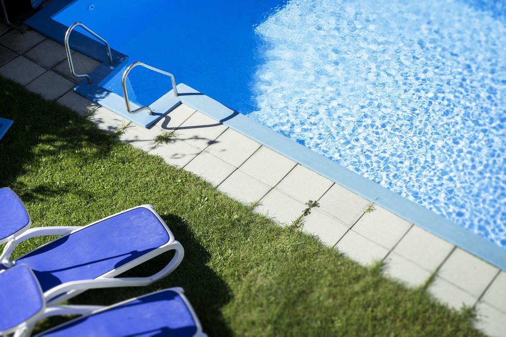 Hotel Sonnenberg Silandro Zewnętrze zdjęcie